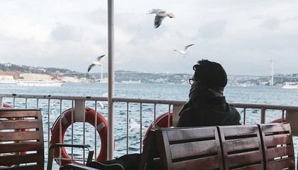 开云下载-狼队-战平卡迪夫城，客场未能夺得三分喜忧参半，卡迪夫俱乐部